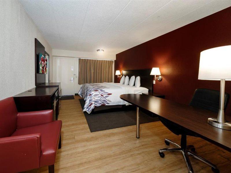 Red Roof Inn Lansing East - Msu Esterno foto